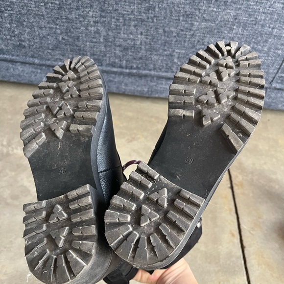 H&M Black Pleather Combat  Lace-Up Boots - Picture 4 of 6